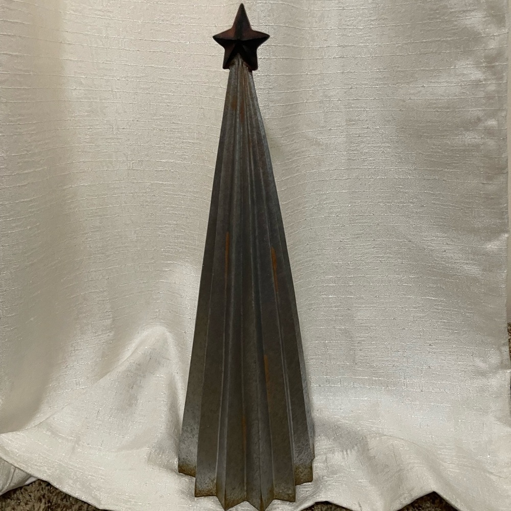 Rustic Christmas tree - Picture 2 of 6